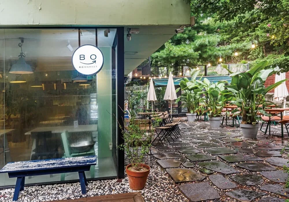 personable seoul hallyu guide